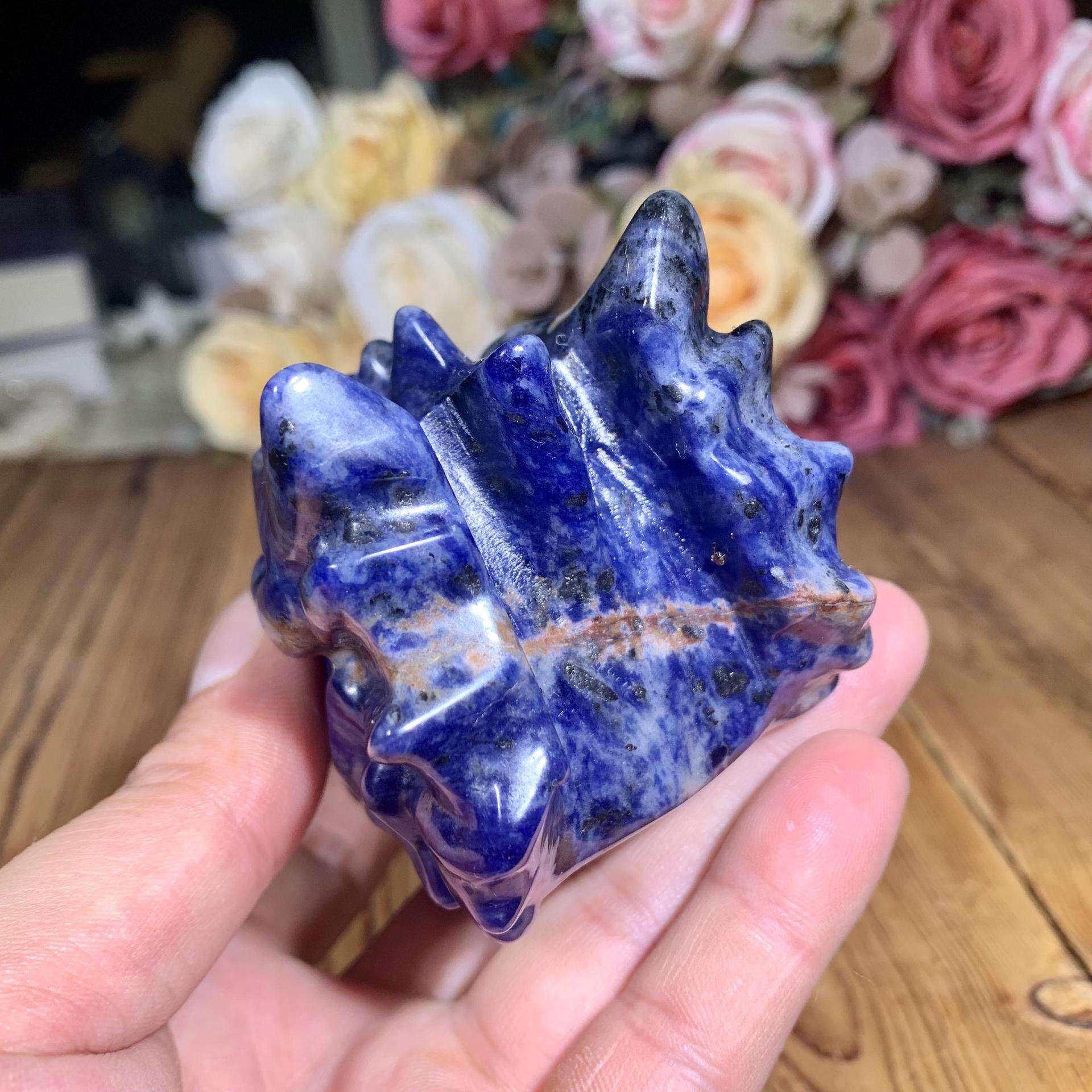 厂家直销天然水晶雕刻蓝纹石龙头原石雕刻工艺品家居装饰摆件