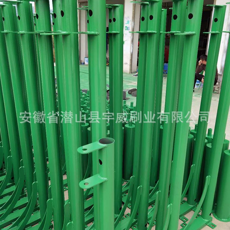 厂家直供牛体按摩蹭痒毛刷 奶牛自动旋转按摩刷 奶牛清洗机毛刷