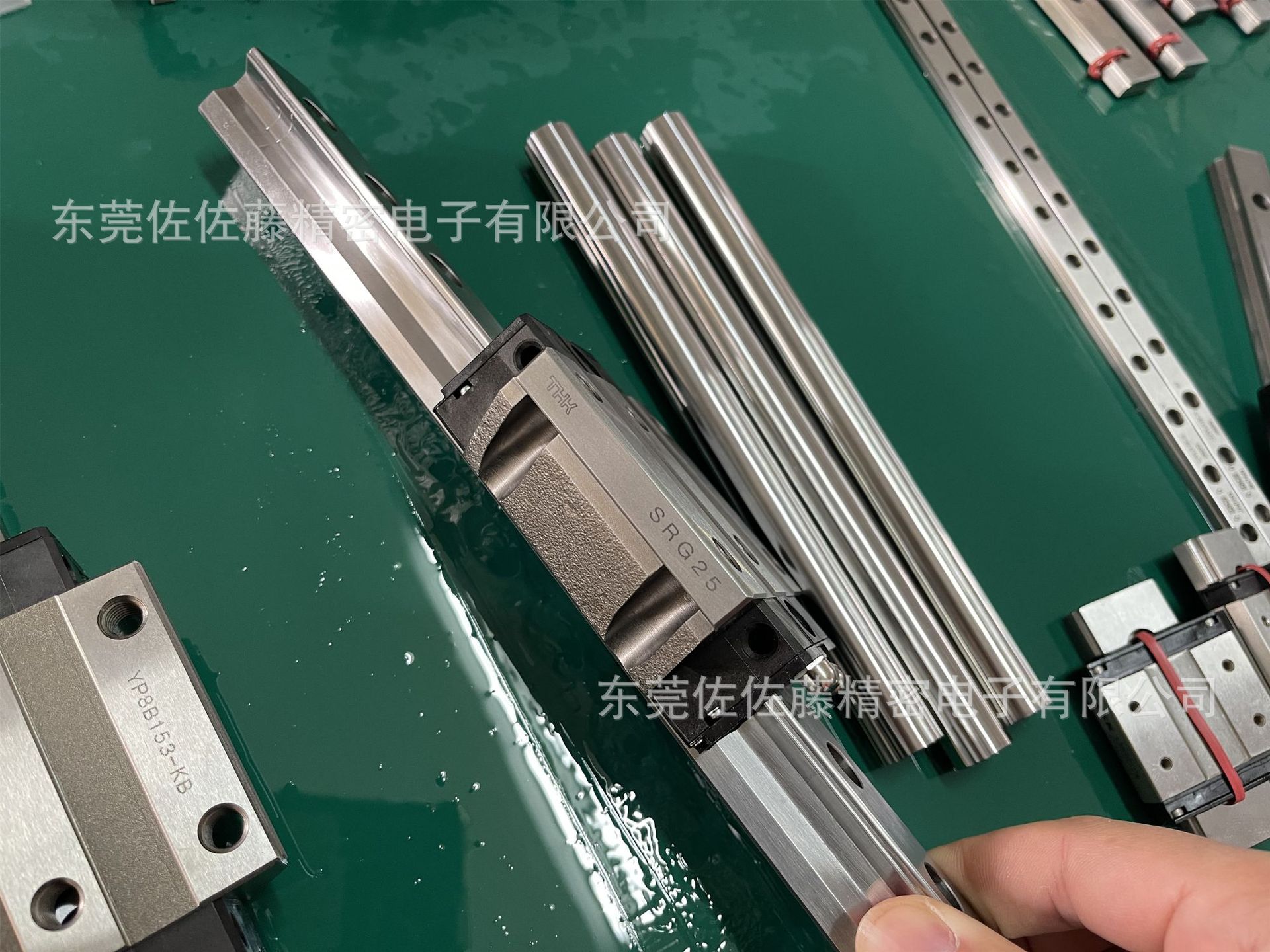 THK滚柱直线导轨滑块SRG15A SRG20C SRG25C SRG30C SRG35C1SS