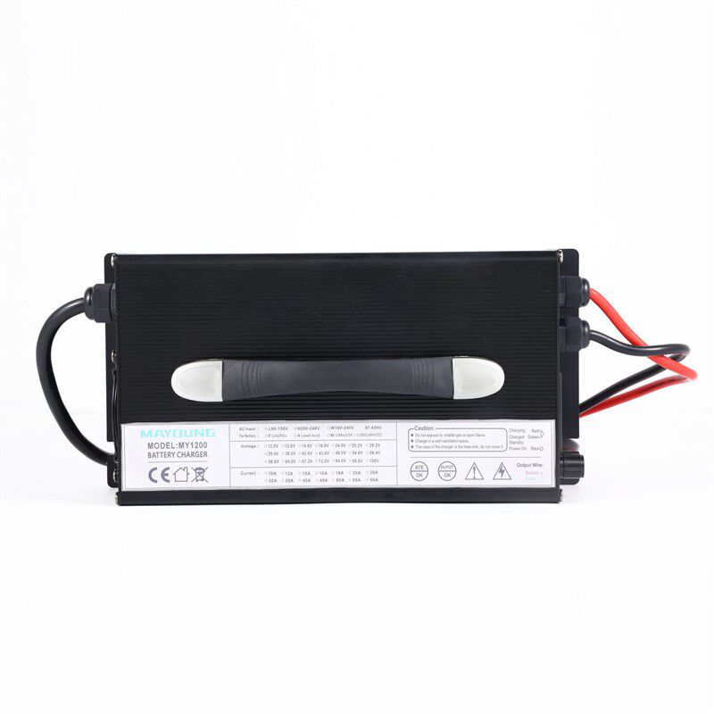 半电动堆高车充电器 铅酸电池充电器 车载式充电器12V50A带LCD屏