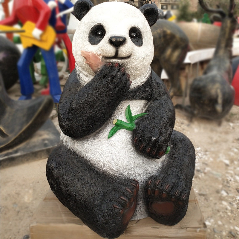玻璃钢仿真毛面彩绘熊猫雕塑现货