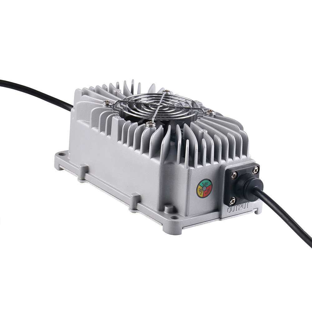 防水IP67 54.6V5A高品质防水电池充电器13串 锂离子电池充电器