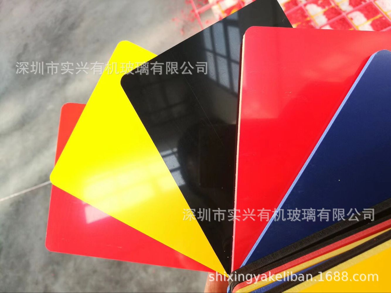 雪弗板彩色PVC结皮板10MM绿色板PVC发泡板安迪板黄色PVC板装饰板图片