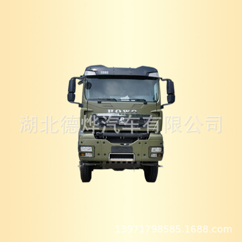 重汽豪沃六驱运兵车 TX-W驾驶室 载重量大 爬坡通过性能强