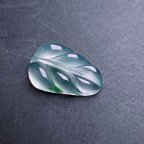 缅甸天然翡翠a货高冰飘花叶子裸石fxj尺寸：15.4-10.2-3.5mm
