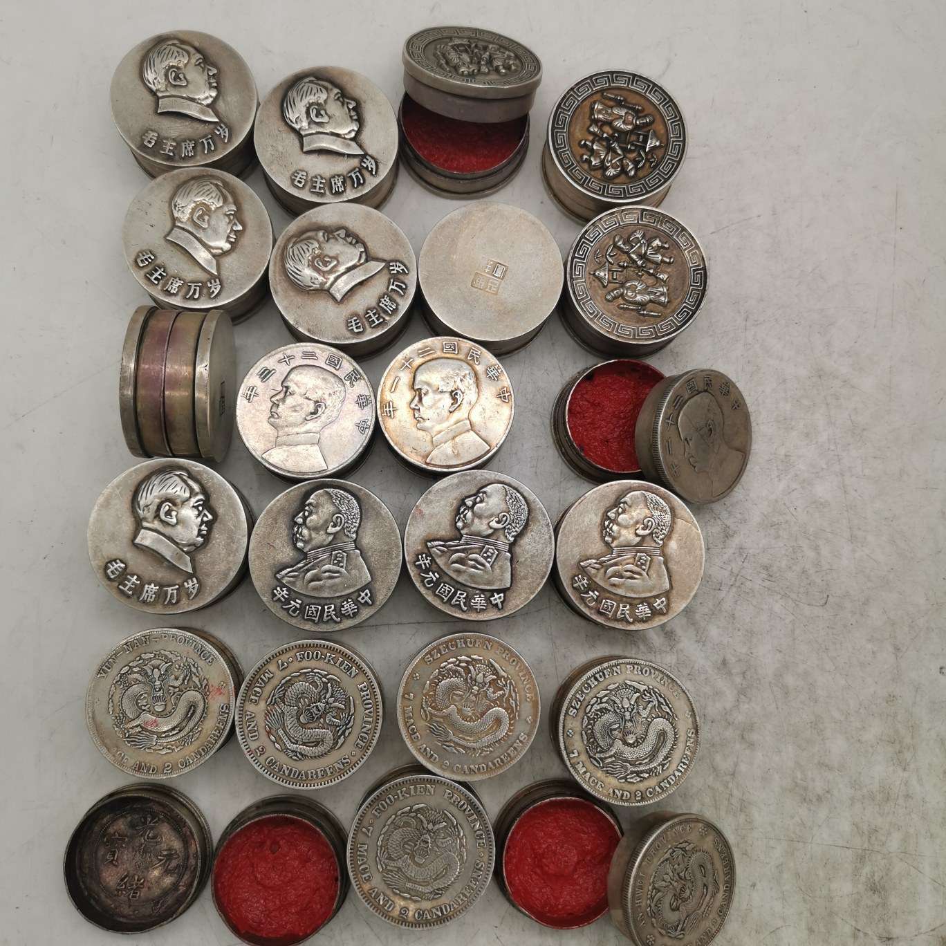 仿古白铜镀银复古印油盒圆形龙洋袁大头银元印油盒文具收藏摆件