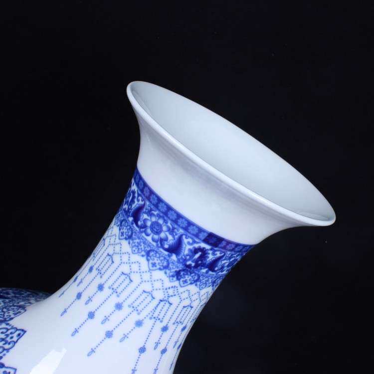 陶瓷大花瓶摆件 现代中式古典青花瓷釉中彩山水赏瓶 江山多娇装饰