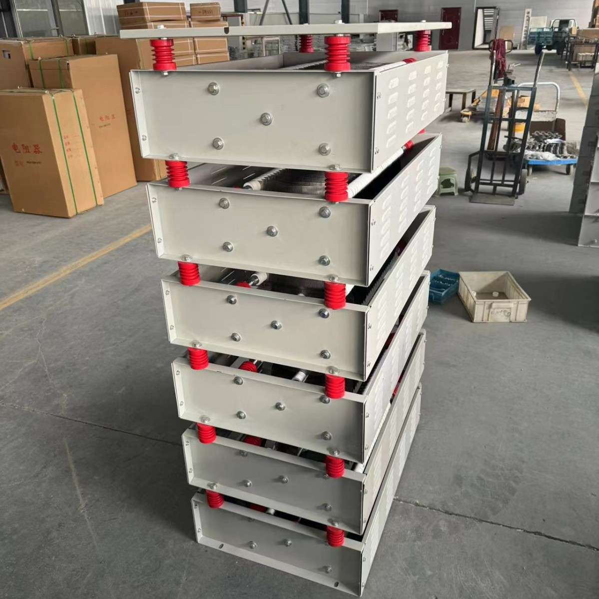 山东鲁杯中性点接地电阻器?35KV-400A-10S螺栓连接 方便拆卸