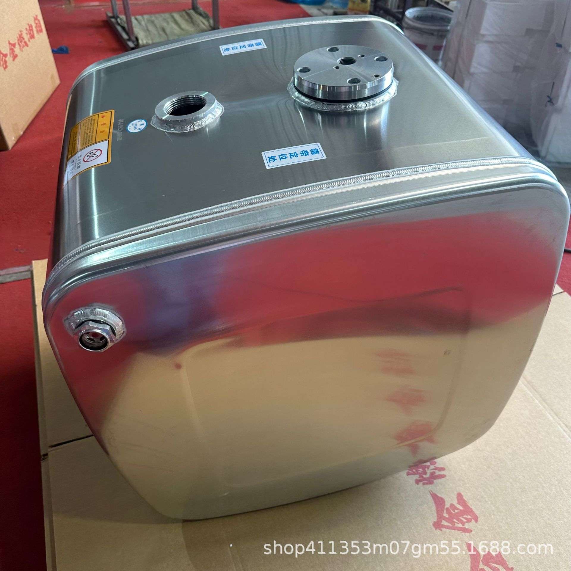 工厂现货铝合金油箱豪沃重汽解放货车重卡铝合金油箱副油箱轻量化