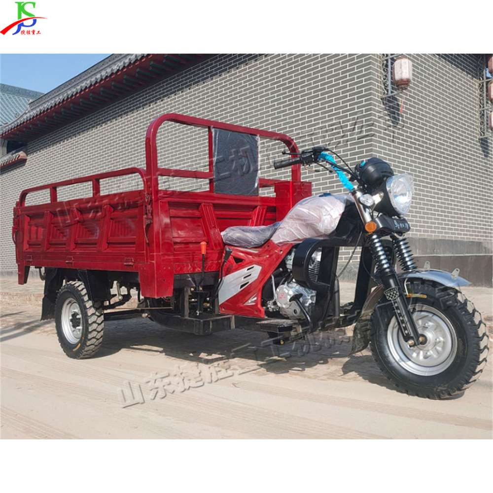 汽油摩托三轮车 座驾式工地运输自卸车 农用二冲程粮食运输车