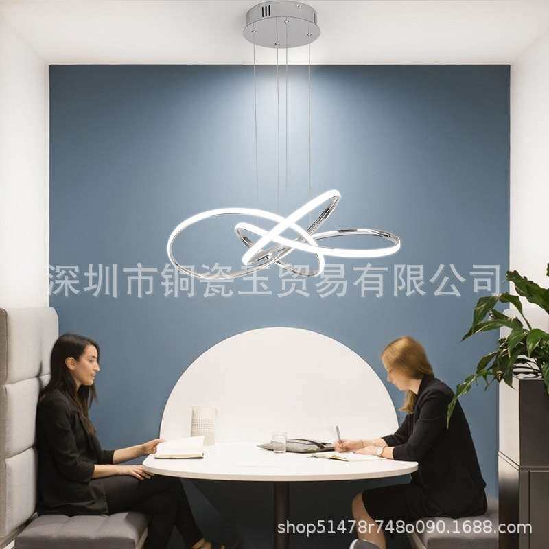 轻奢餐桌餐厅吊灯后现代简约客厅灯北欧创意个性花形艺术高档灯具