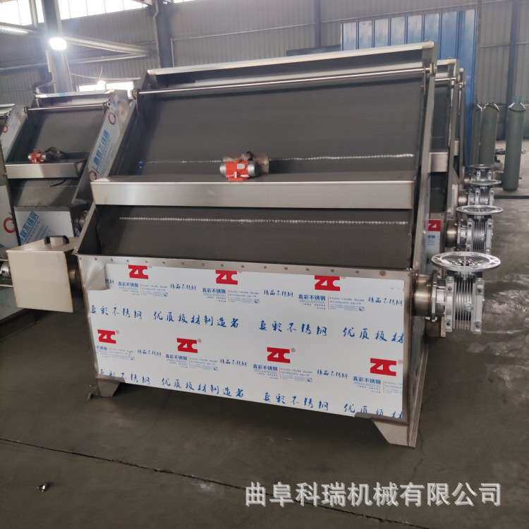 水泡猪粪干湿分离机 不锈钢纸浆脱水机 屠宰污水斜筛式固液分离机