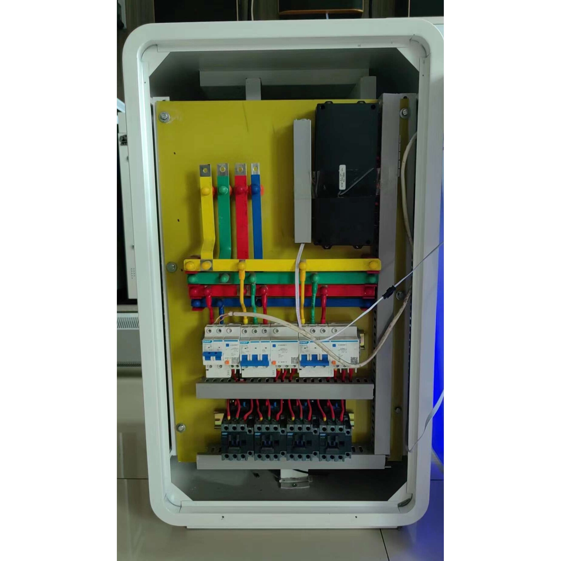30KW匠奥电采暖热水炉落地式内置水泵封闭式供暖300平或热水1吨