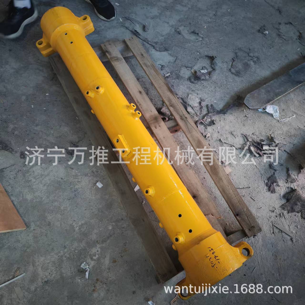SD22推土机油缸支架154-61-13