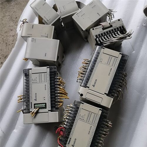 台达DVP32EH00R2pLc 拆机 实物拍摄
