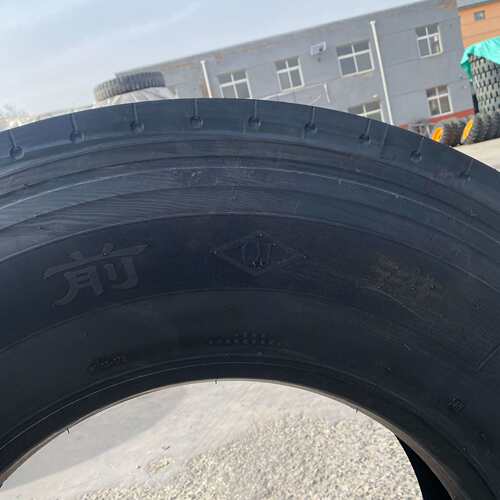 前进四线12R22.5 GL292A卡车油罐车运输车高载重真空轮胎