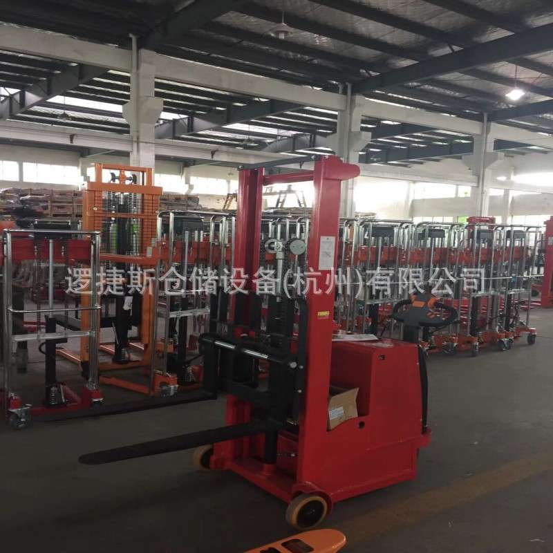 半电动平衡重堆高车步行式液压升降机堆高机托盘搬运叉车堆高车
