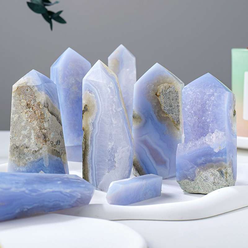 天然蓝纹玛瑙四面柱摆件水晶原石打磨玛瑙玉髓晶洞单尖柱摆件