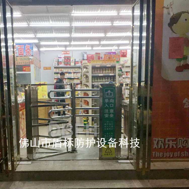 梳齿人行通道门闸车站景区单向门加厚料不锈钢烤漆单项三辊闸厂家