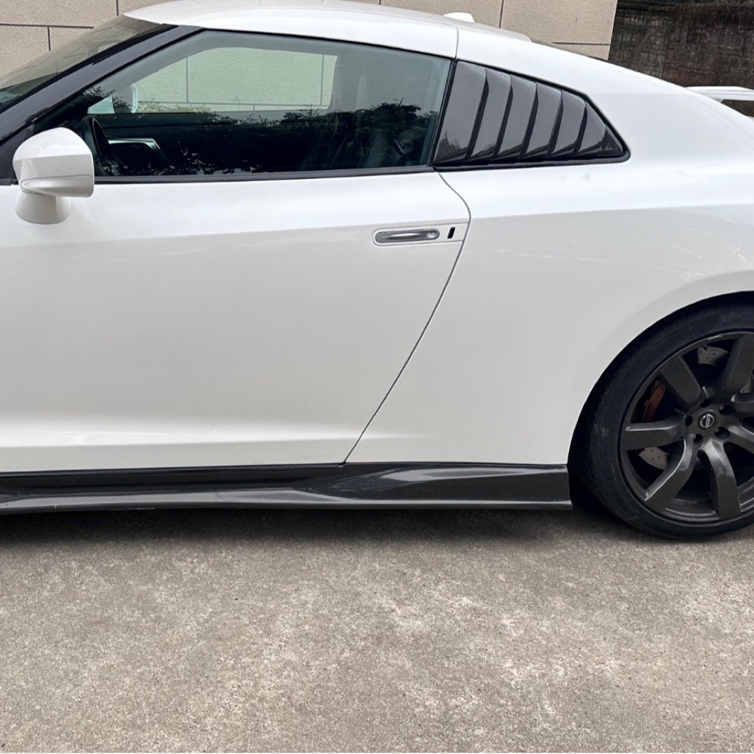 战神GTRR35TS碳纤维侧风口