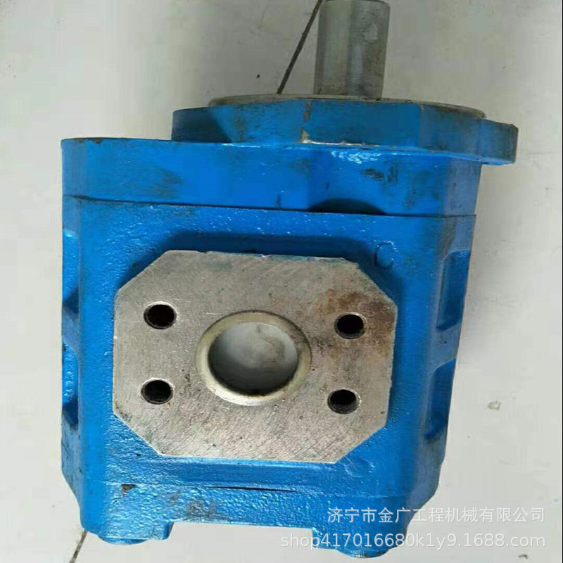 供应铲车液压泵SEM636装载机工作泵转向泵齿轮泵