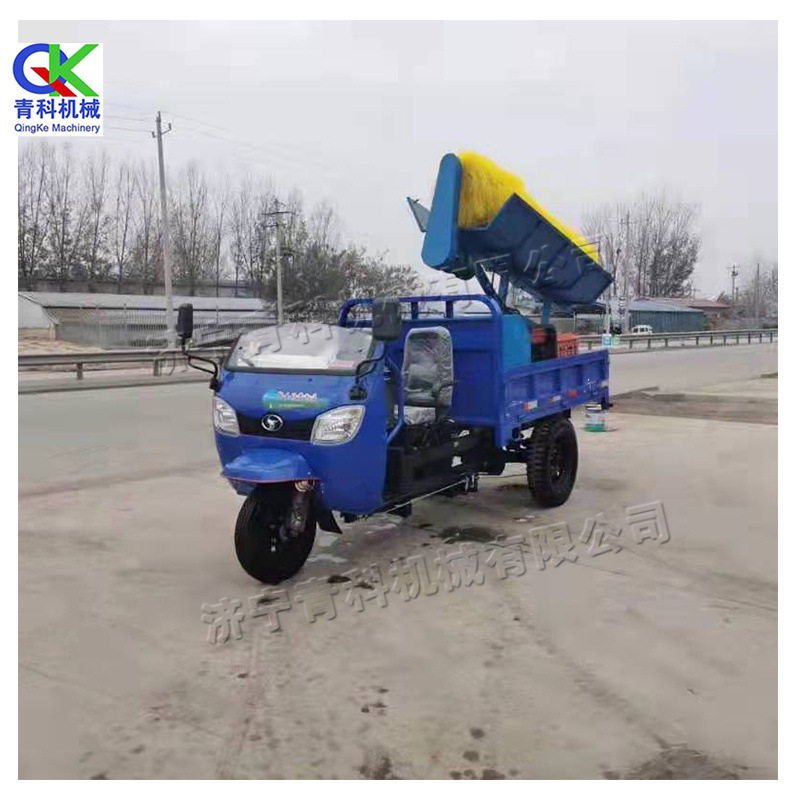 高速公路双侧护栏清洗车工地彩钢板围挡清理车工地围挡板清洁车