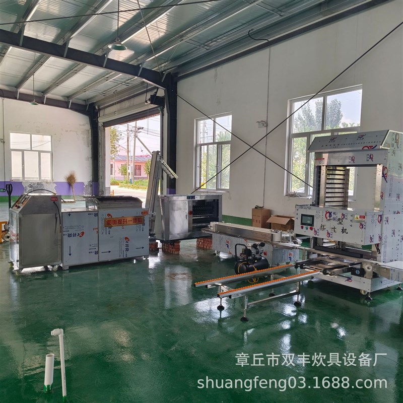 河北省大型馒头流水o线 摆盘机 方馒头摆盘机 圆馒头流水线