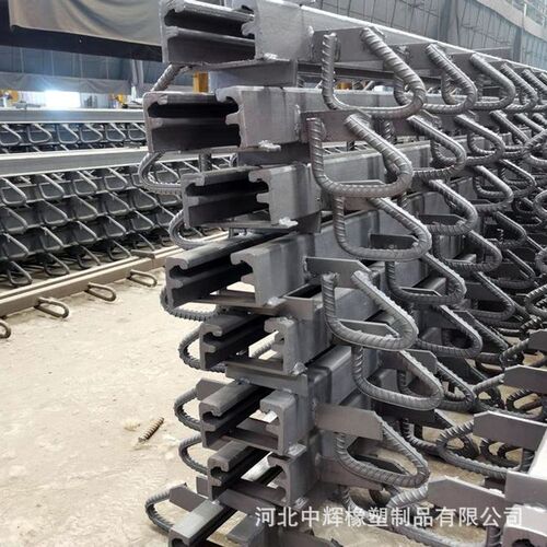 现货公路桥梁伸缩缝GQF-C40 C60 EF40 D60伸缩装置变形缝梳齿板厂
