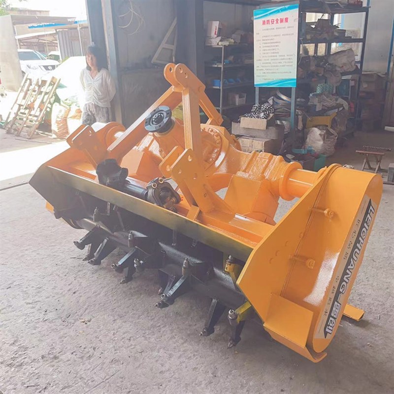 1800型斯太尔后p桥拌合机 虚土深度30公分路拌机