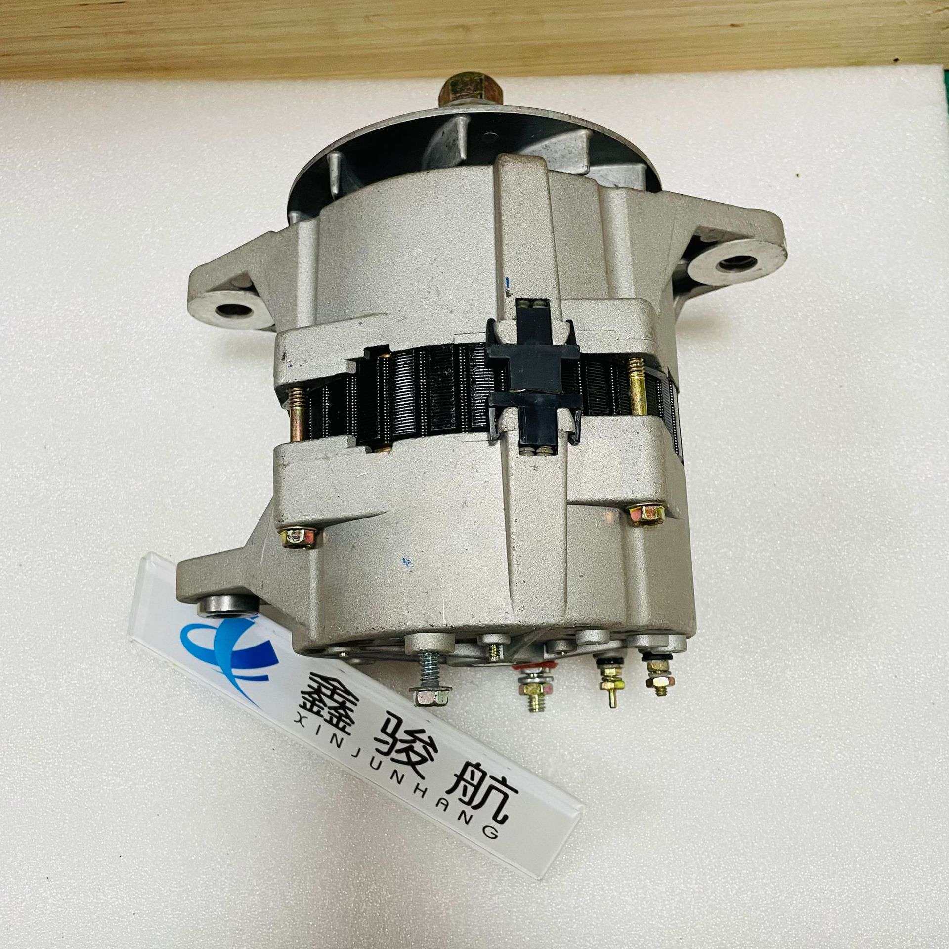 交流发电机 42776 22 f5c054 24V /04343-35600/20849349/3943494