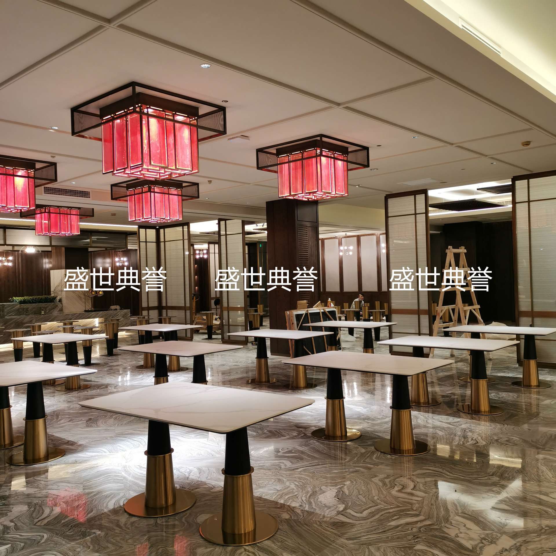 武汉五星级酒店西餐厅桌椅洗浴中心自助餐桌子假日酒店岩板早餐桌