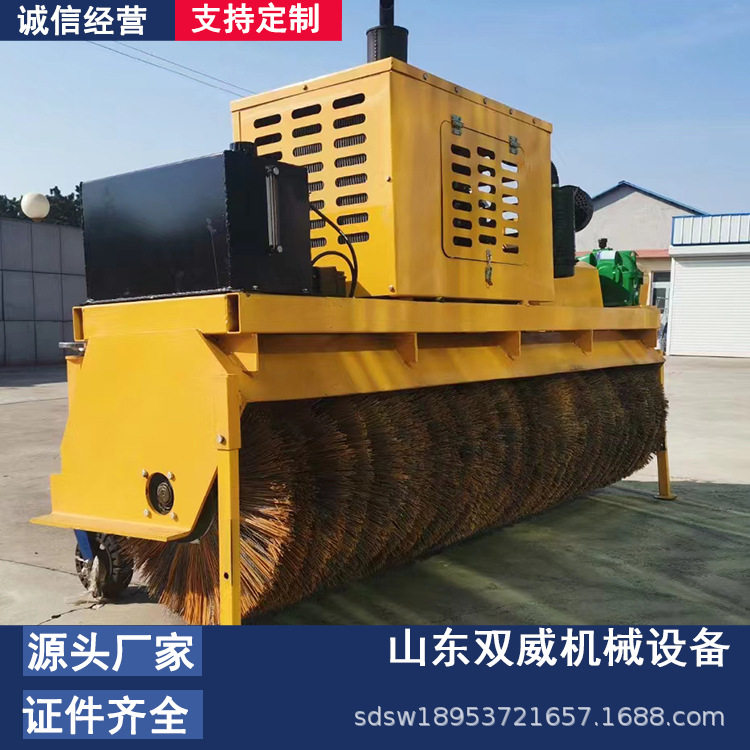 市政高速大型铲车加装除雪辊刷