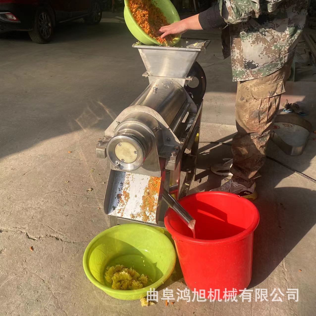 大型姜汁破碎压汁机 西瓜甜瓜螺旋榨汁机 1吨番石榴商用出汁机
