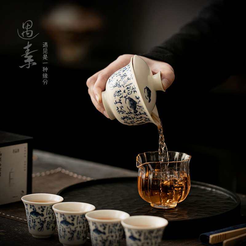创意青花瓷盖碗茶具套装2025新款轻奢高档办公室泡茶专用茶具代发