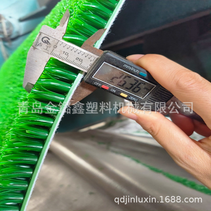 跨境出口淘金草加密吸金增金草坪毯筛沙粘金布源头工厂批发粘金草