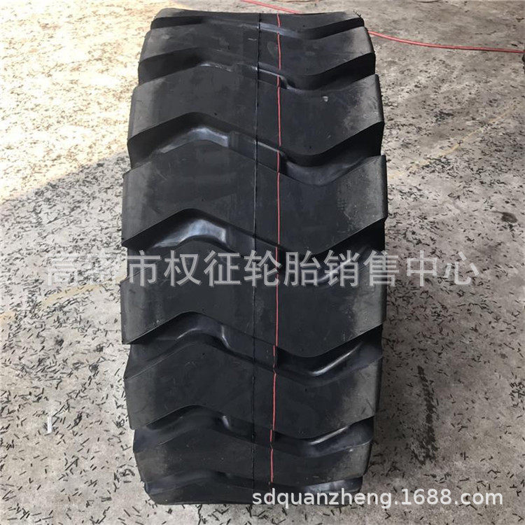 工程机械轮胎16/70-20装载机轮胎20.5/70-16
