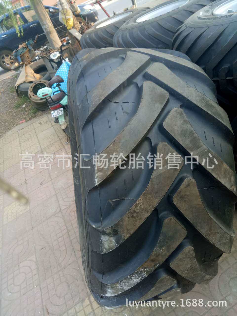 捆草机轮胎农用拖车轮胎570/60R22.5人字花纹宽基轮胎