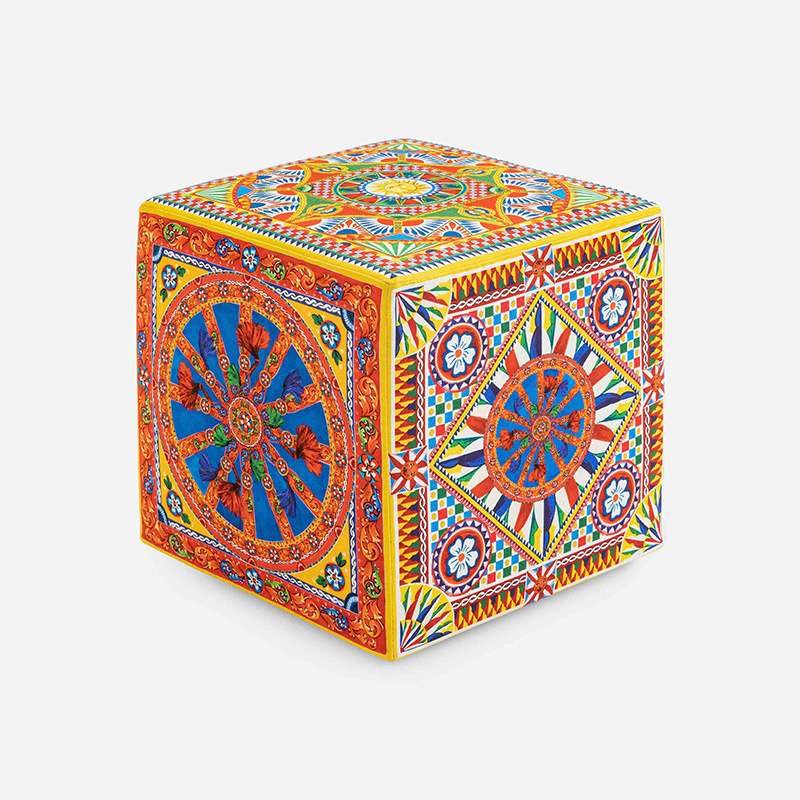 Dolce&Gabbana Diana ottoman ???? ???? 别墅豪宅家具图片