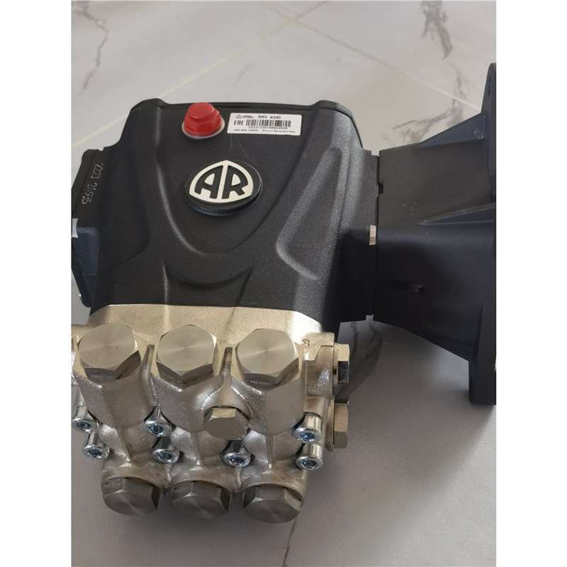 RRV4G40 编号24935 意大利AR 清洗机高压水泵 280公斤15升图片