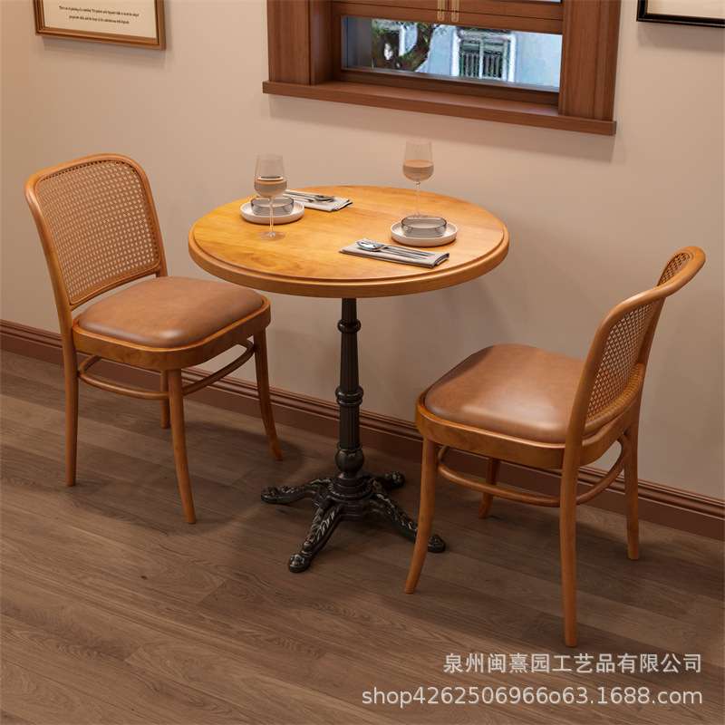 北欧风实木餐吧咖啡店复古桌椅创意桌椅小酒馆西餐厅休闲餐桌子
