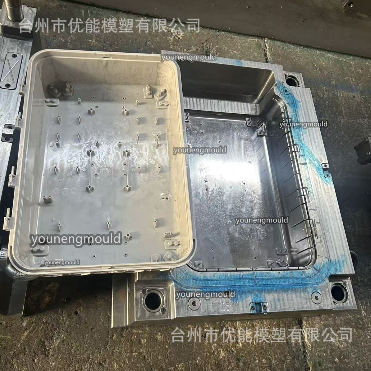 黑色防水接线盒户外安防监控埋地盒abs塑料电源箱密封端子盒模具