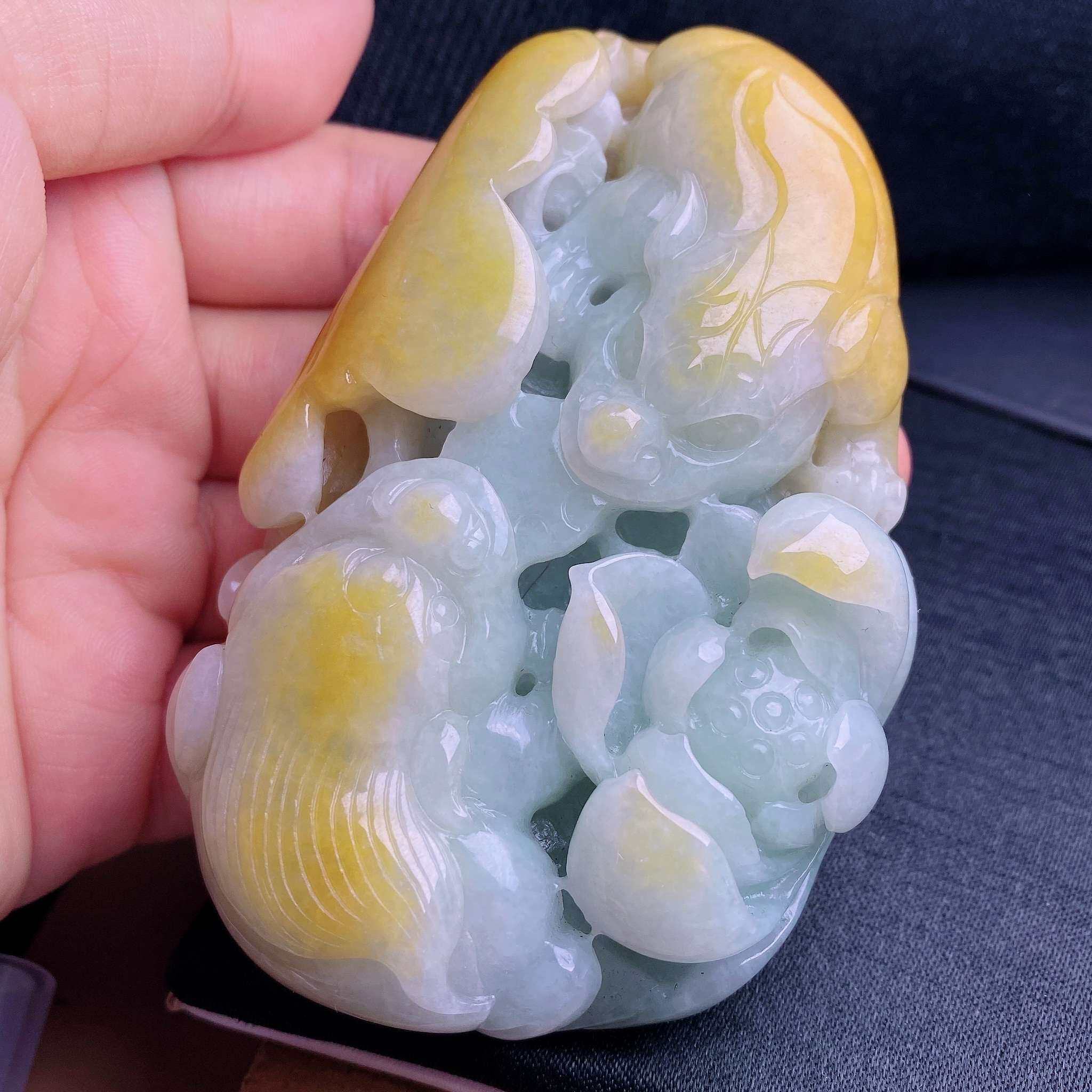 缅甸天然翡翠a货冰黄翡金蟾手玩件小摆件swj卡86.1-59.3-26.5mm