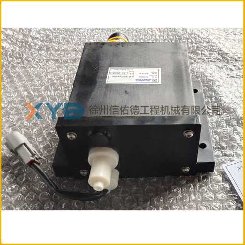徐工XP263/303K/265k胶轮压路机 800789369 SU-3 洒油器 原厂配件