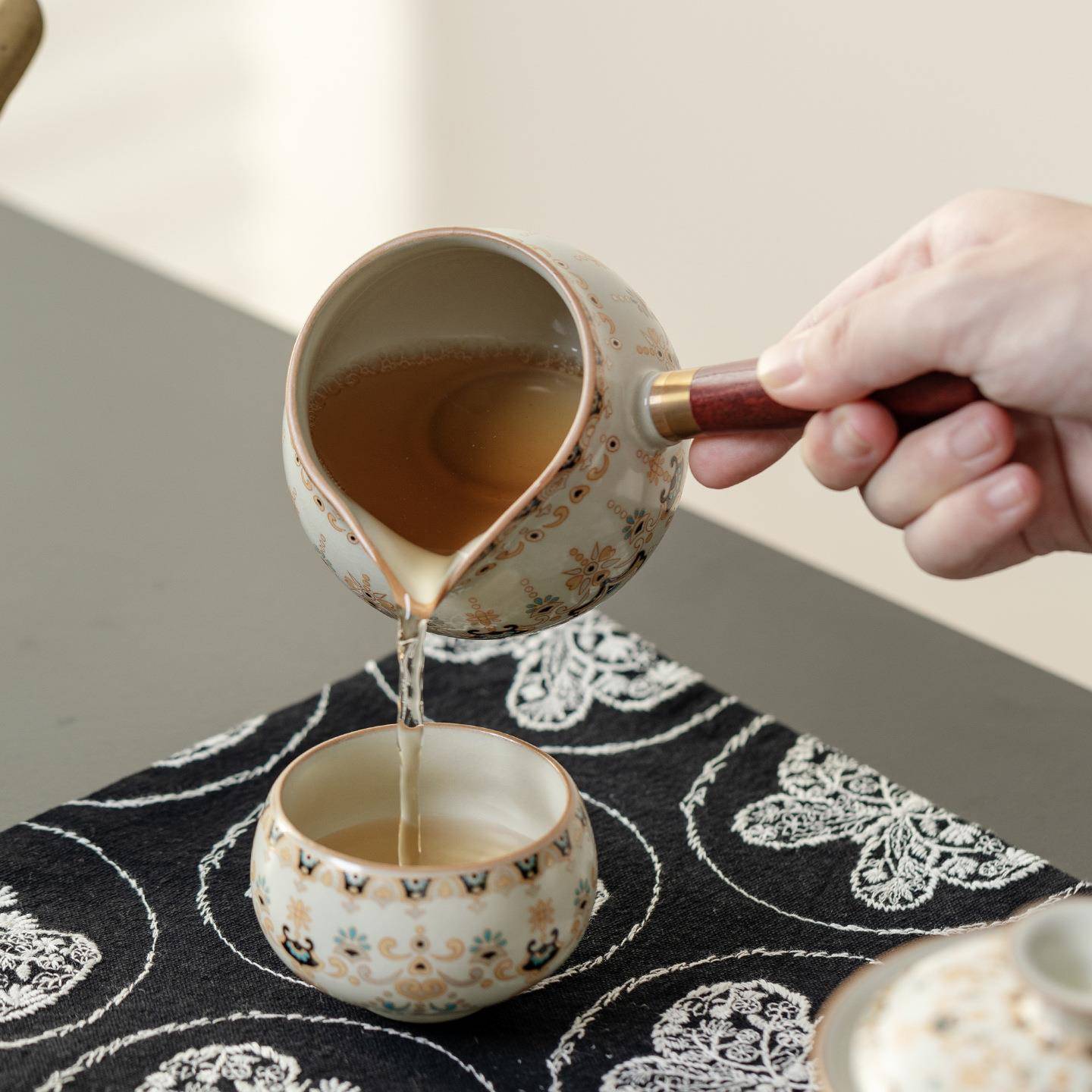 弥言日式侧把公道杯汝窑开片可养分茶器复古中式均杯匀杯茶道配件