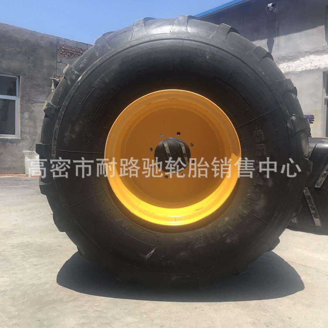 皮卡车改装沙漠越野车轮胎66*43.00-25 66x43.00-25配钢圈