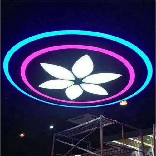 led六边形蜂巢吊灯商场超市创意六边造型灯网咖健身房工业风吊灯