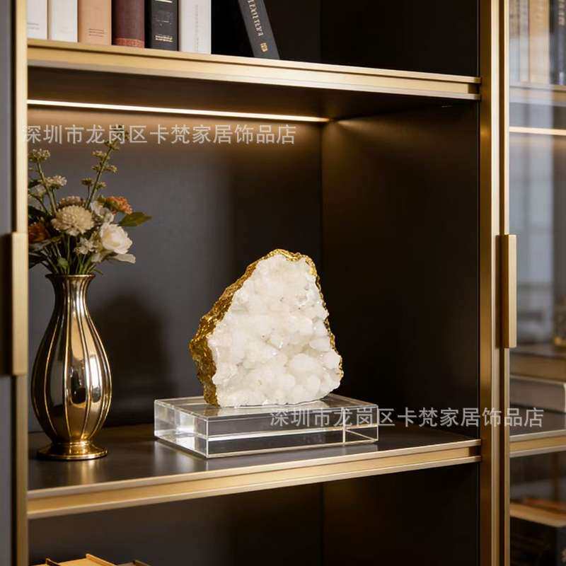 现代简约创意天然白水晶摆件设计师样板间装饰品客厅酒柜书柜摆设