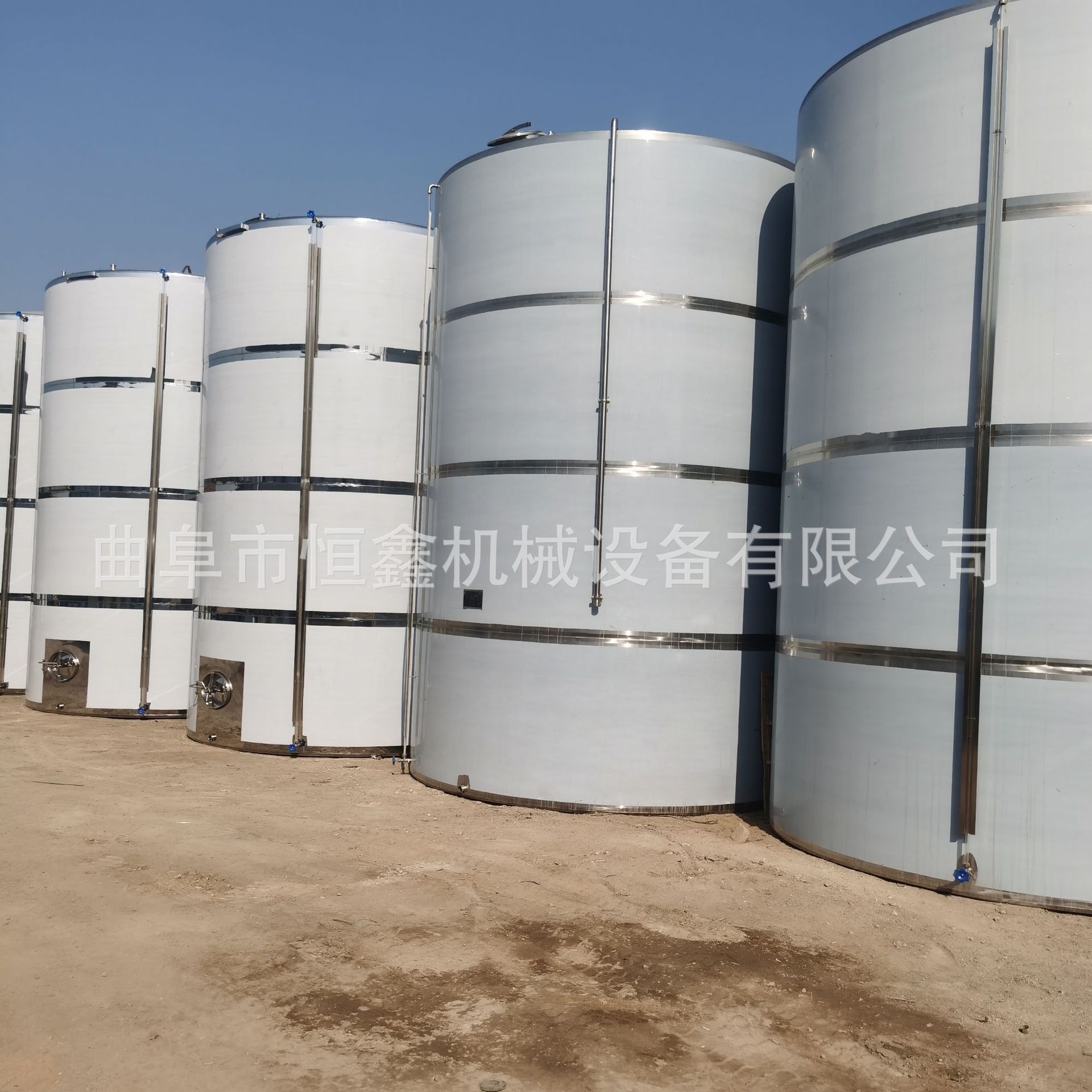 批发不锈钢贮存罐 酒水立式储存罐 304不锈钢酿酒设备制作 酒罐