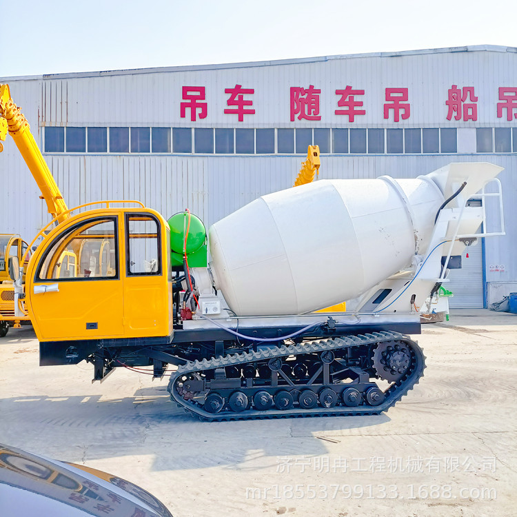 高标水利建设运输搅拌履带罐车短程水泥混凝土输送履带式搅拌罐车