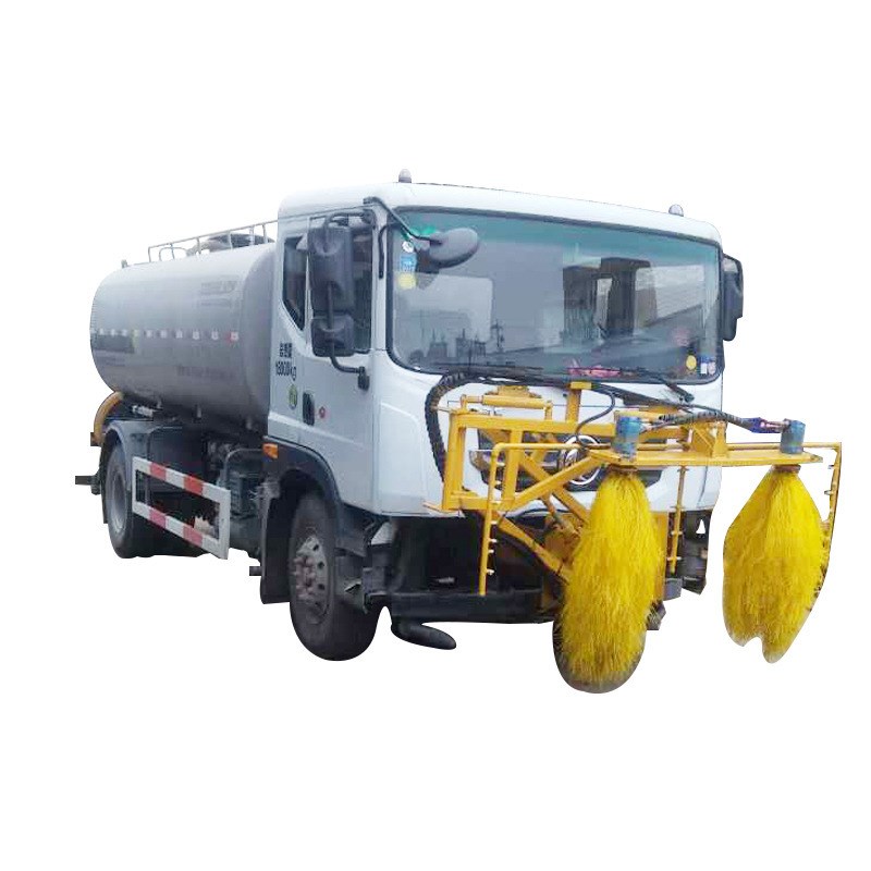 供应全自动高速公路波形护栏清洗机城市街道护栏清洗车